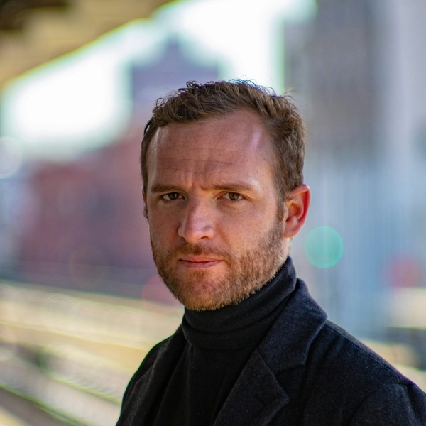 Benjamin - Computer programming teacher - Los Angeles