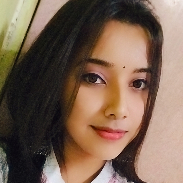 Shalini - English teacher - Kolkata