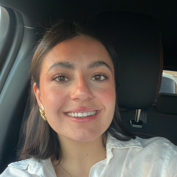 Isabel - prof de Química - Almoradí