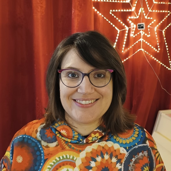 Elodie - Prof de chant - Saint-Désert