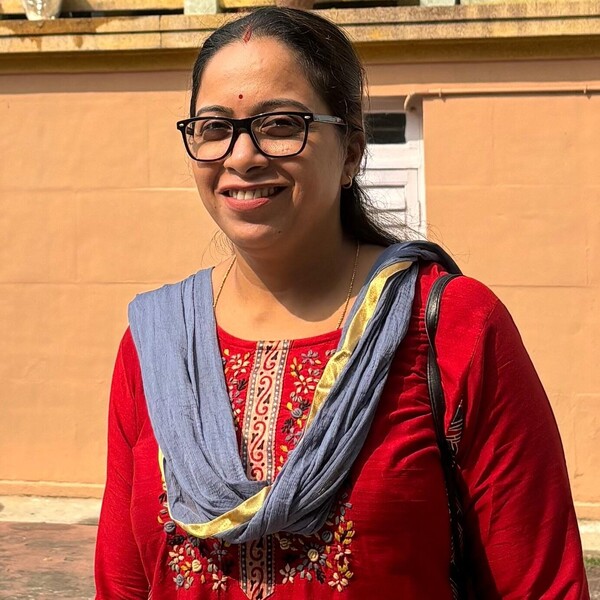 Pinky - Bengali tutor - Kolkata