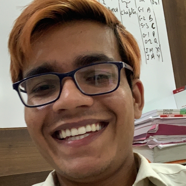 Chetan - Physics tutor - Kota