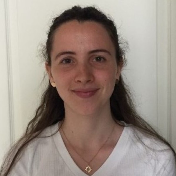 Emma - Prof de maths - Rennes