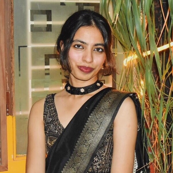 Amrutha - English teacher - Kalabgoor
