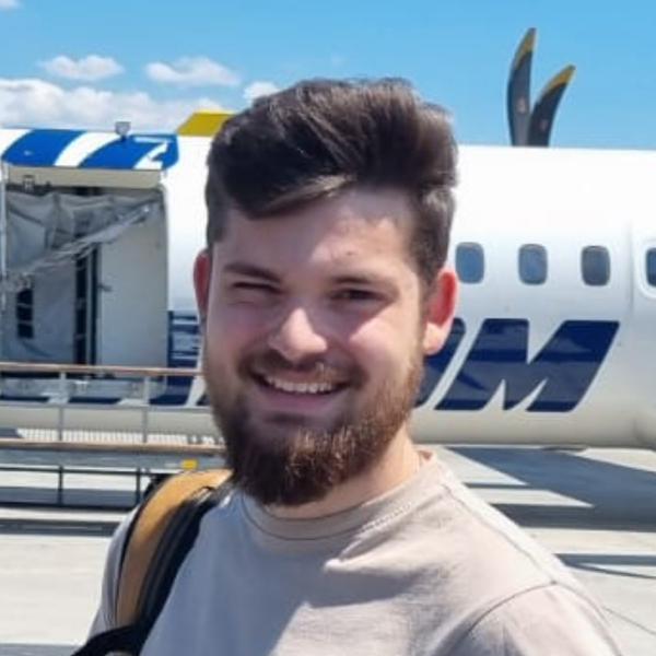 Andrei - Profesor de arhitectură - Cluj-Napoca