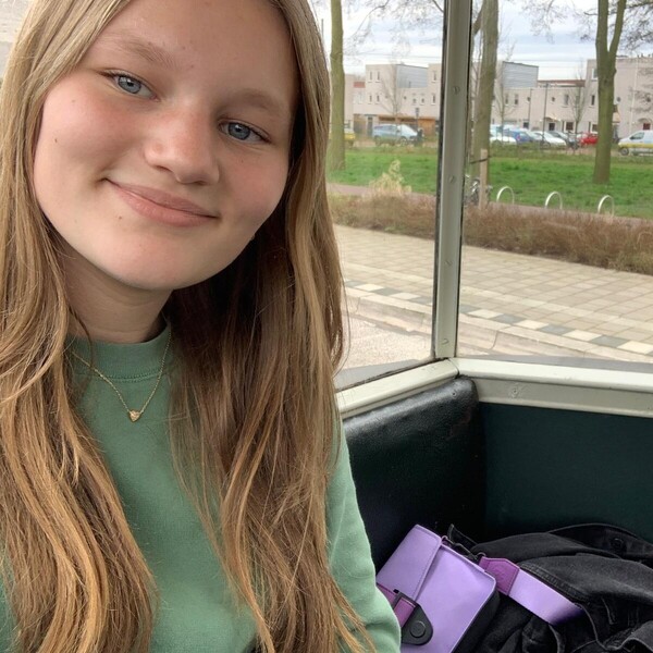 Claire - Leraar nederlands (schoolvak) - Vlaardingen