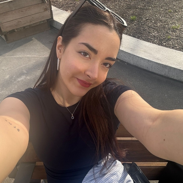 Negin - English tutor - Montreal