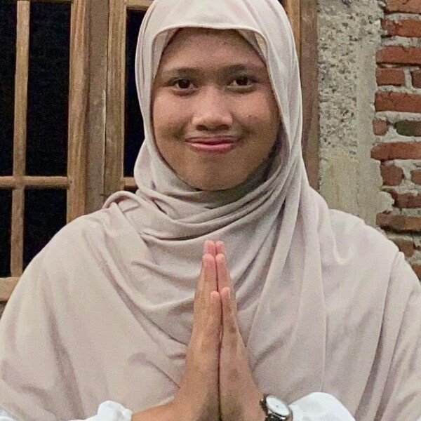 Sellaa - Guru mengaji - Bandung