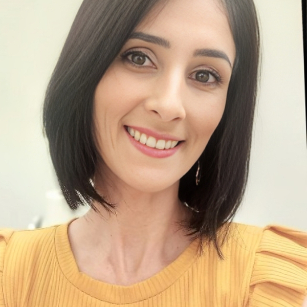 Ivy - Piano tutor - Lincoln