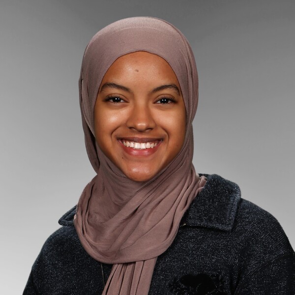 Aliya - Oral expression tutor - Los Angeles