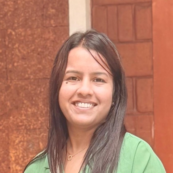 Shefali - Yoga instructor - Los Angeles