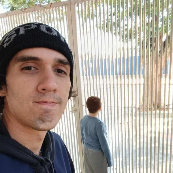 Rafael - Professor de auxílio para alunos com autismo - Dourados