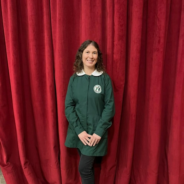 Lina - Profesor de español y literatura - $233/h