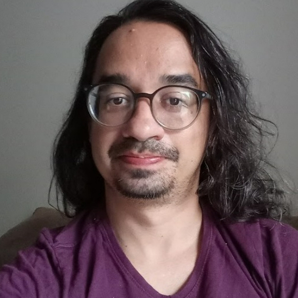 Tiago - Professor de história - Toledo