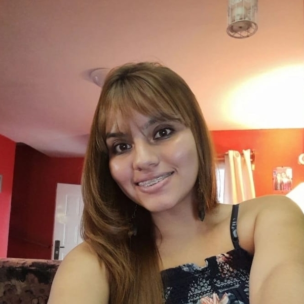 Nicole - profesor de derecho - Montevideo