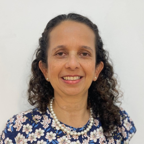 María Victoria - prof de Química - 