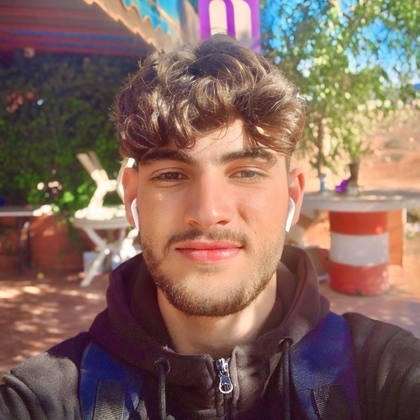 Ayman - Prof d'arabe - Nador