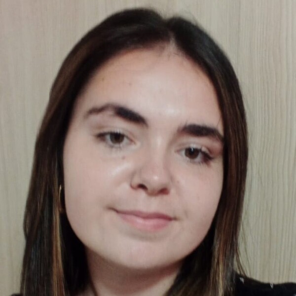 Celia - prof de Matemáticas - Cangas del Narcea