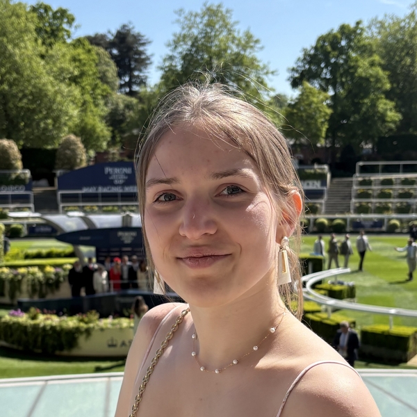 Pauline - French tutor - Exeter