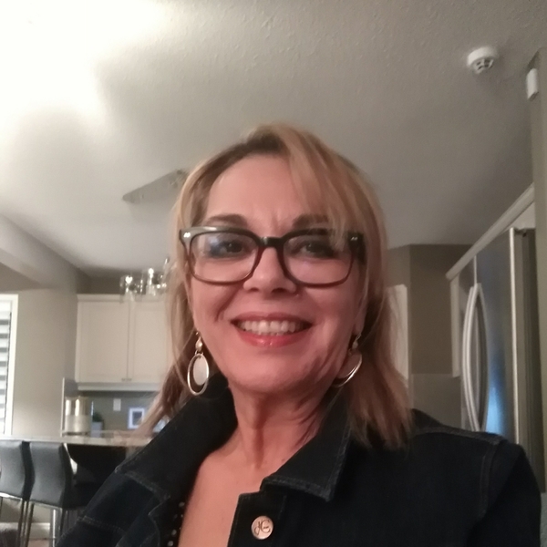 Anna - English tutor - Calgary