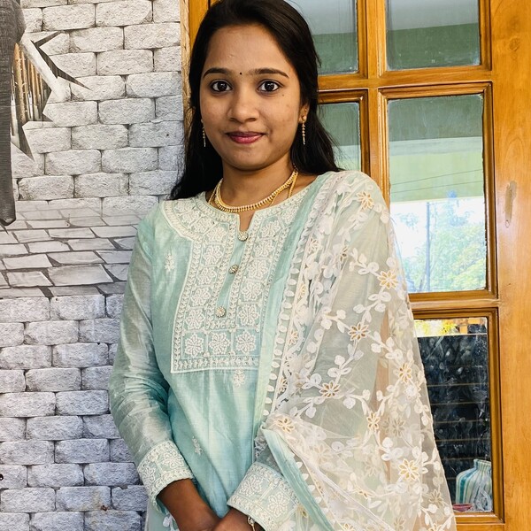 Monisha - Computer programming tutor - Chennai
