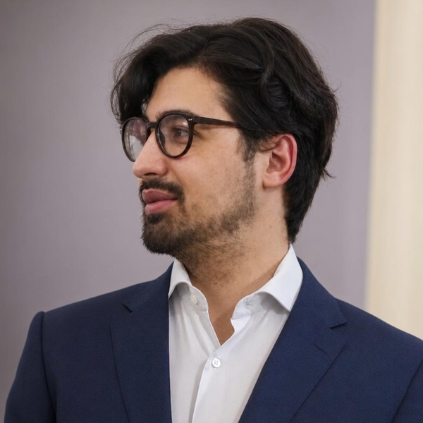 Davide - Insegnante di algebra - Napoli