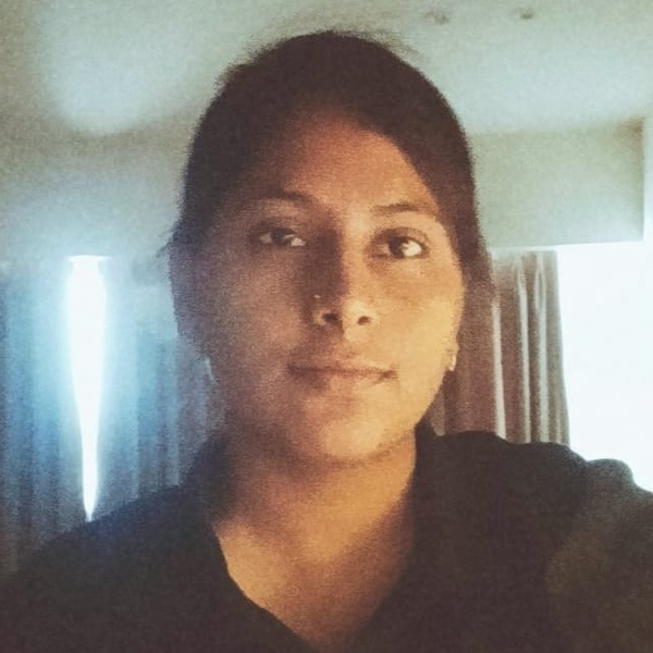 Mahi - Computer programming teacher - Lucknow