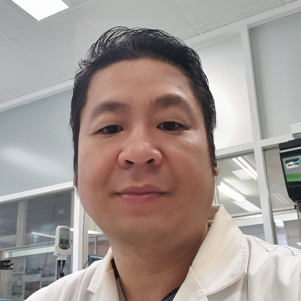 Van Truc - Maths tutor - Bowden