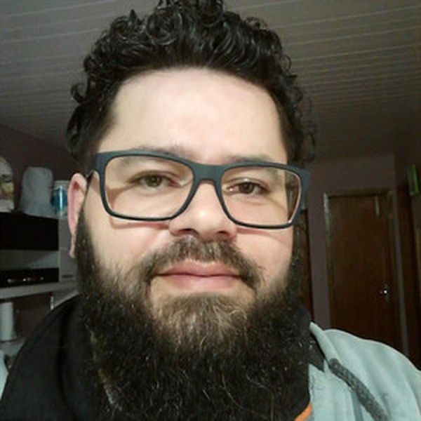 Hugo - Professor de matemática - Fazenda Rio Grande