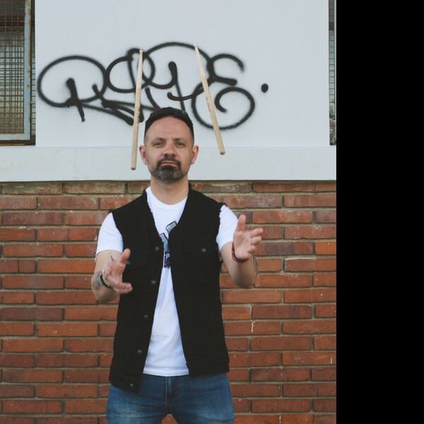 Rodrigo - profesor de batería - Montevideo