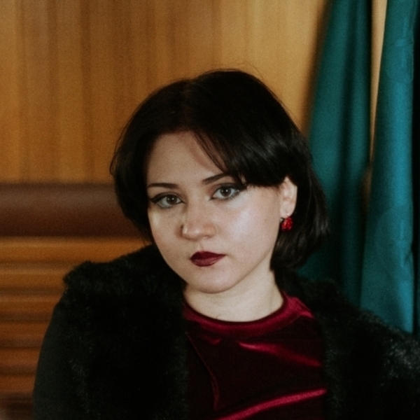 Iuliana Ștefania - Profesor de chimie organică - Timișoara