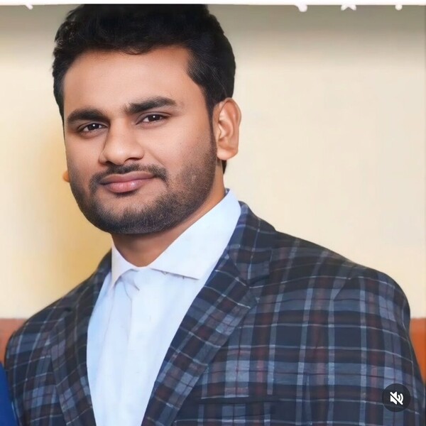 Dharmendra - Maths teacher - Bareilly