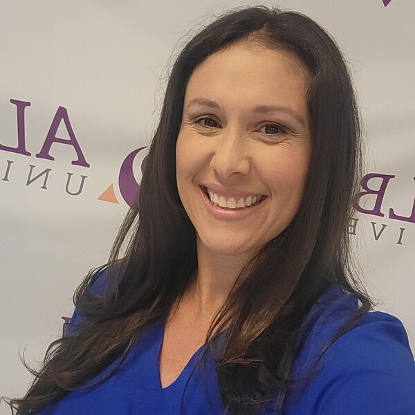 Lissette - English tutor - Oakland Park