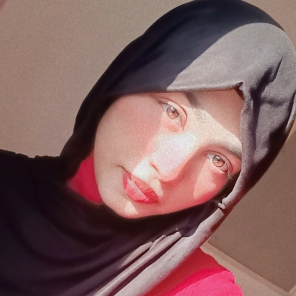 Shabekun - Biology tutor - Bradford