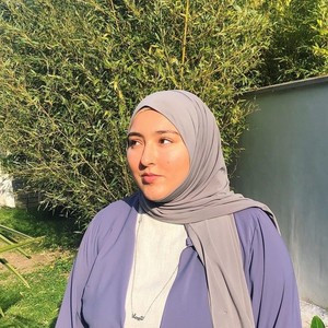 Chaïma - Prof d'anglais - Sucy-en-Brie