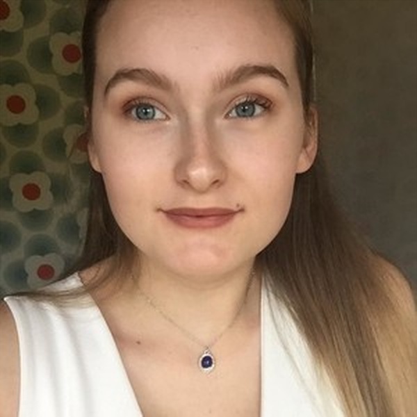 Charlotte - French tutor - Exeter