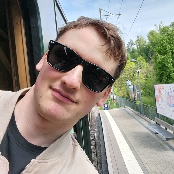 Antoine - Prof de maths - Lausanne