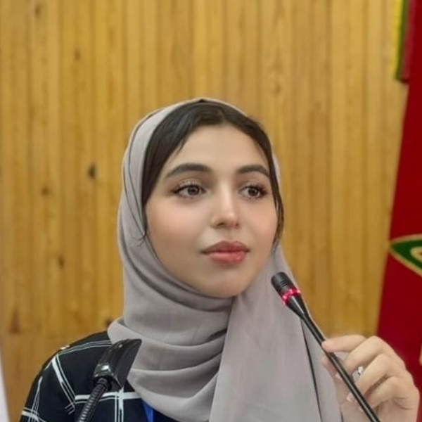 Aya - Prof d'arabe - El Jadida