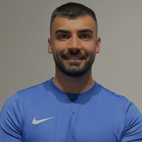 Burak - Yüzme öğretmeni - 