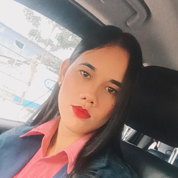 Evelyn - profesor de español - Concepción de La Vega