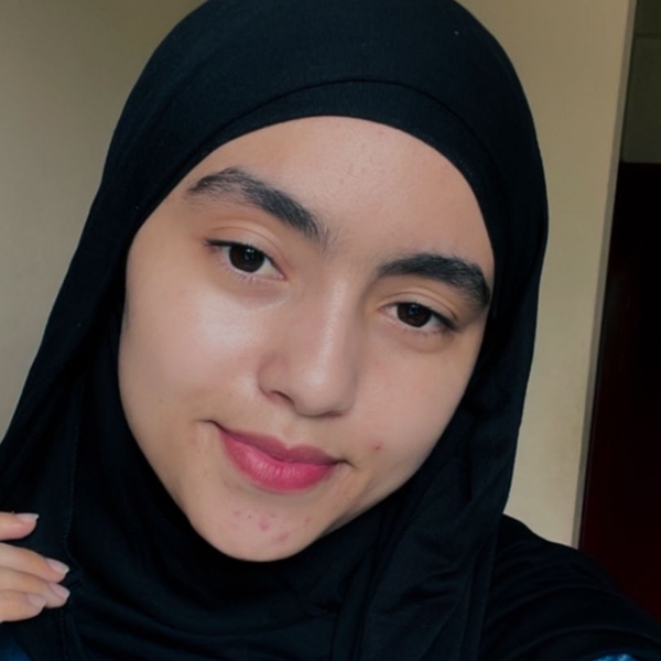 Houda - Prof d'arabe - 