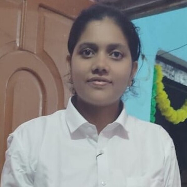 Harshita - English tutor - Deoria
