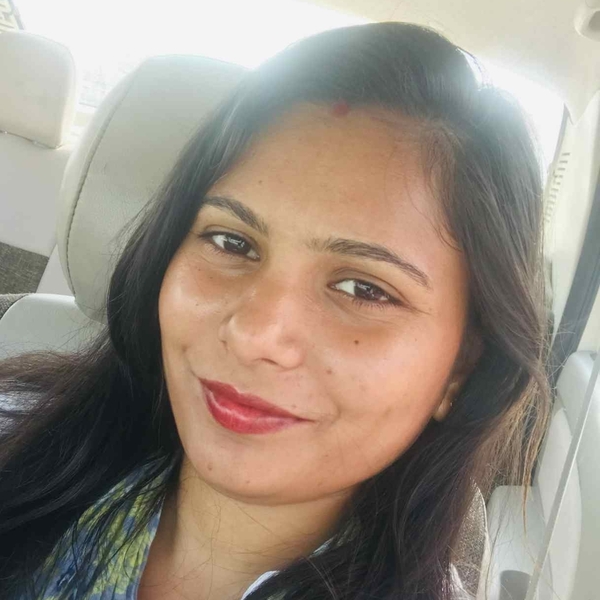 Nidhi - Accounting tutor - Manauli