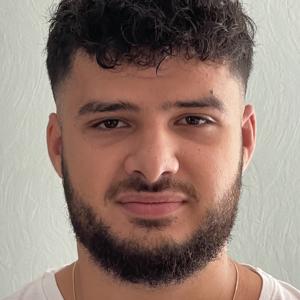 Theo - Prof de maths - Gif-sur-Yvette