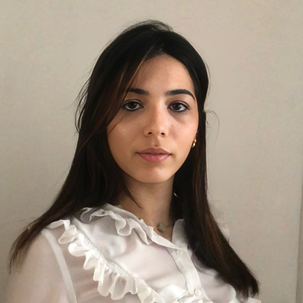 Scarlett - Guitar tutor - London