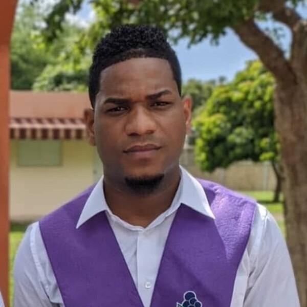 Ariel - profesor de Educación física - Hato Mayor del Rey