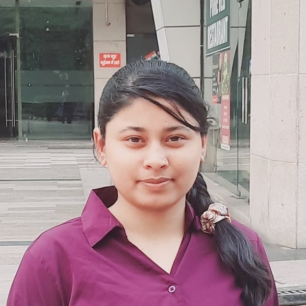 Nisha - Maths tutor - Ghaziabad
