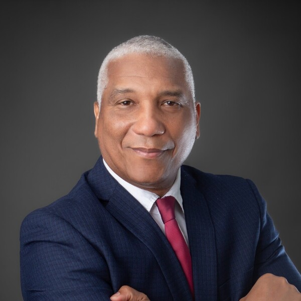 Luis Manuel - Profe de matemática - Santo Domingo Este
