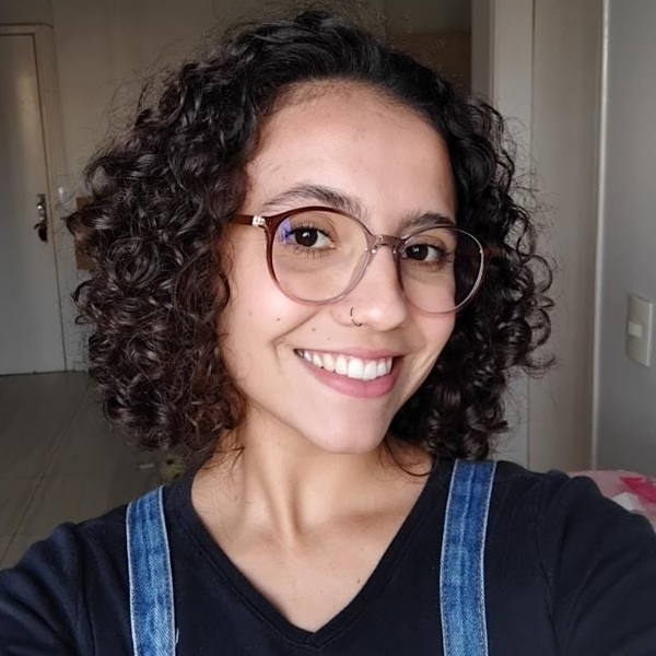 Tayna - Professor de português para estrangeiros - Assis