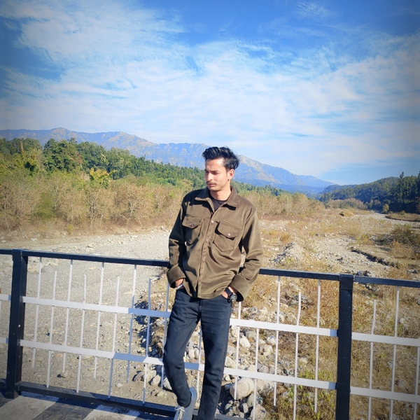 Nikhil - Math tutor - Bairagiwala